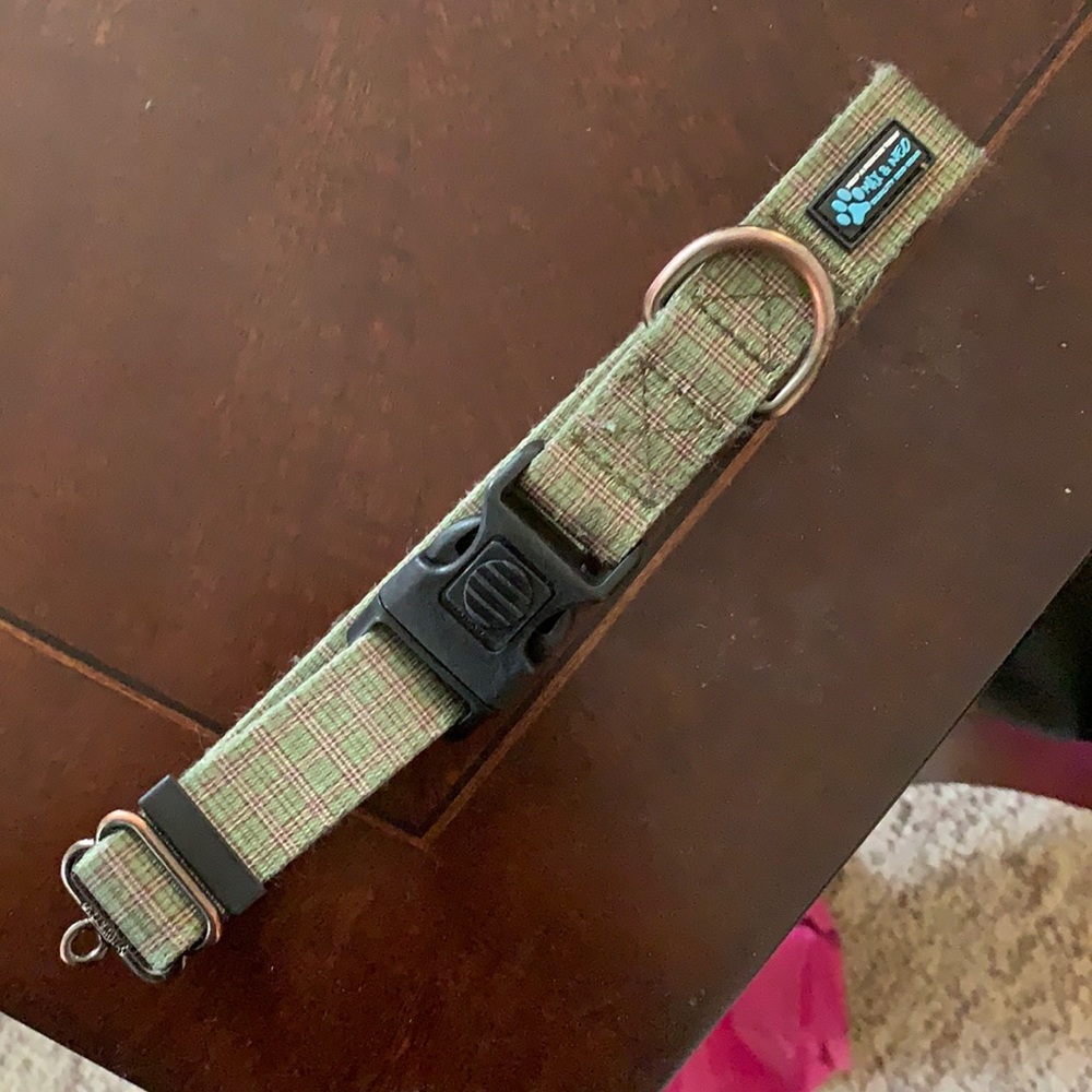 Max & Neo green plaid dog collar